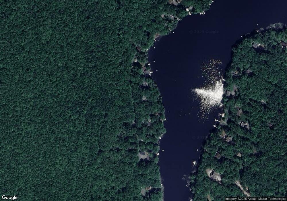 502 W Shore Dr, Hawley, PA 18428 - photo 1