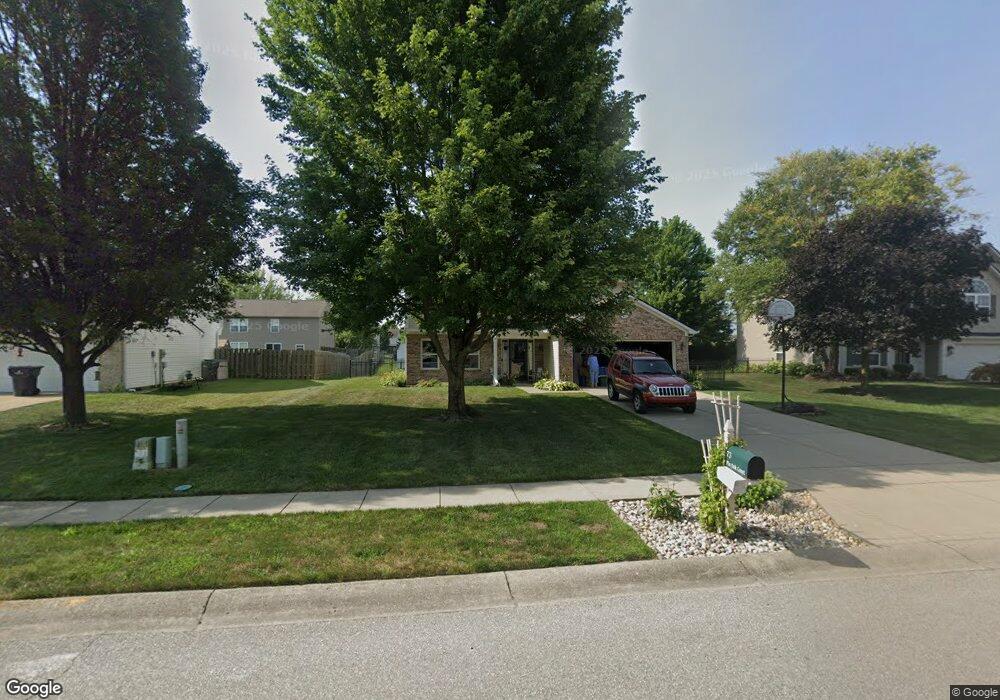 73 Pin Oak Ct, Whiteland, IN 46184 - photo 1