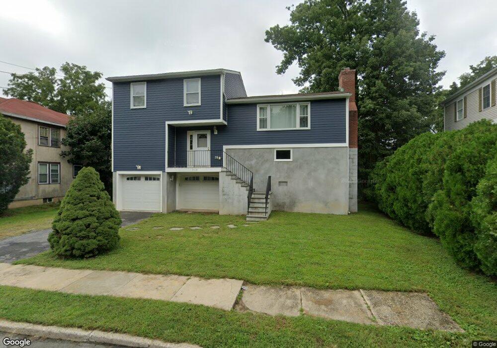 918 Howard Ave, Mamaroneck, NY 10543 - photo 1