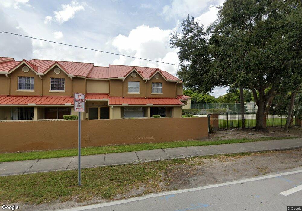 18326 NW 68th Ave unit G, Hialeah, FL 33015 - photo 1