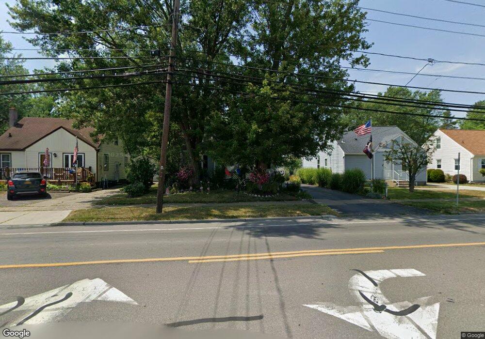 886 Nash Rd, North Tonawanda, NY 14120 - photo 1