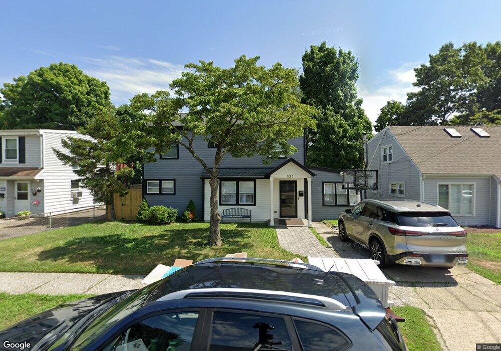 537 Queen St, Bridgeport, CT 06606 - photo 1