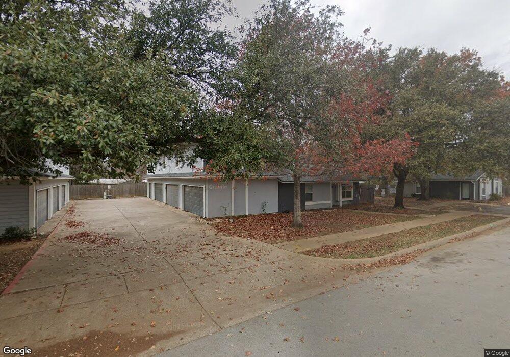 661 Ridgeline Dr, Hurst, TX 76053 - photo 1