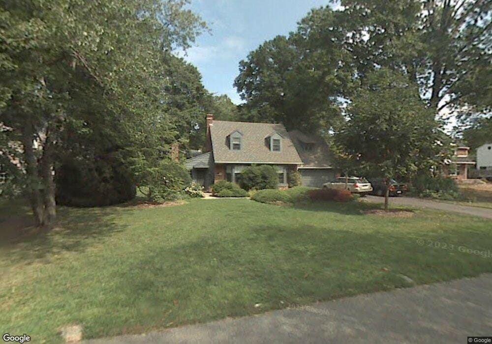 406 E Country Club Ln, Wallingford, PA 19086 - photo 1