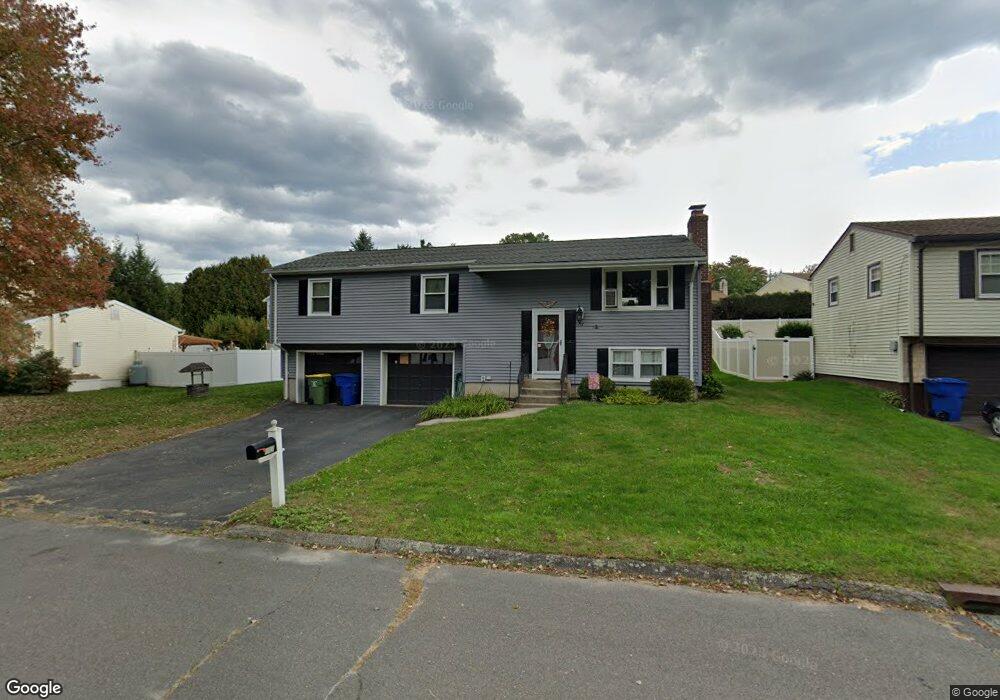 157 Hickory Hill Dr, Waterbury, CT 06708 - photo 1