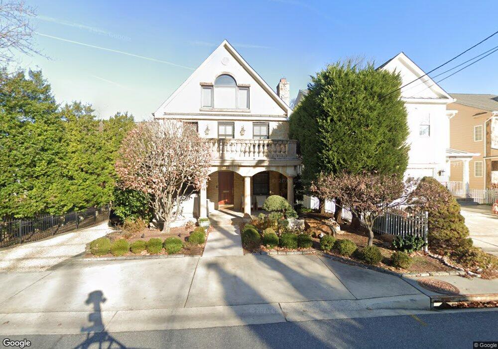 4711 Rosedale Ave, Bethesda, MD 20814 - photo 1