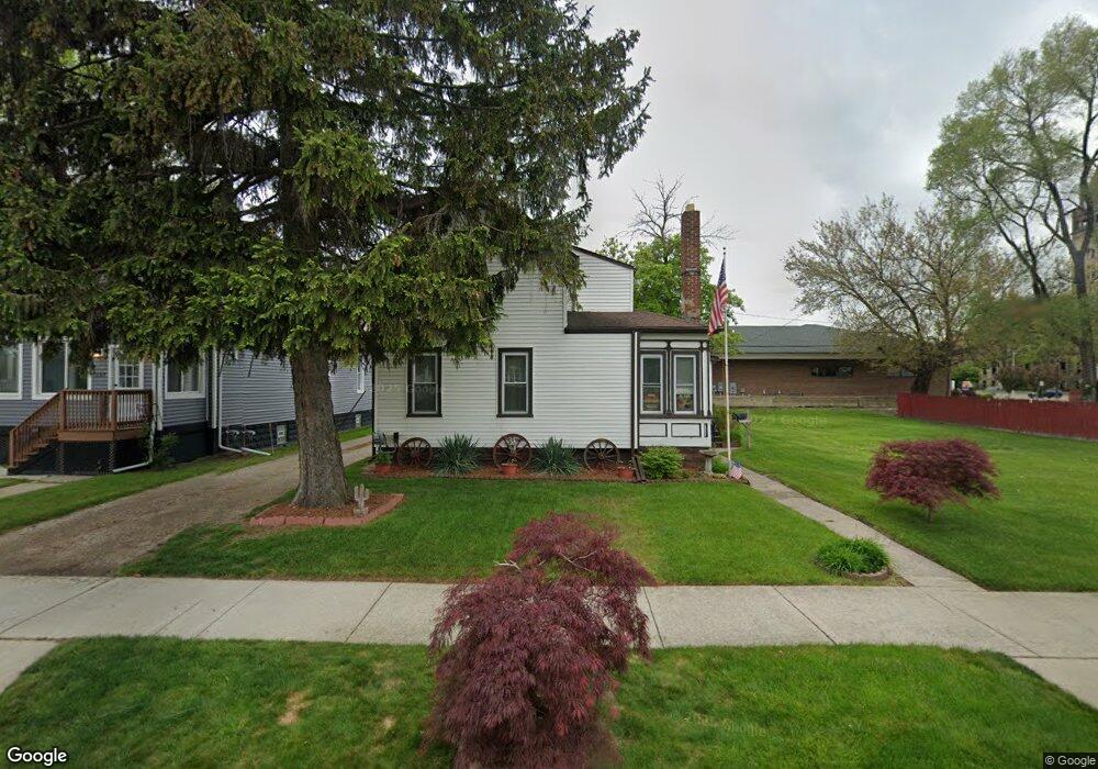 239 Adams St, Bay City, MI 48708 - photo 1