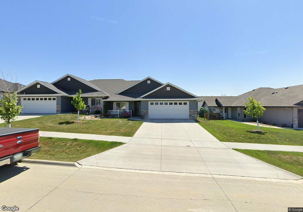 3605 Bluebird Dr SW, Cedar Rapids, IA 52404 - photo 1