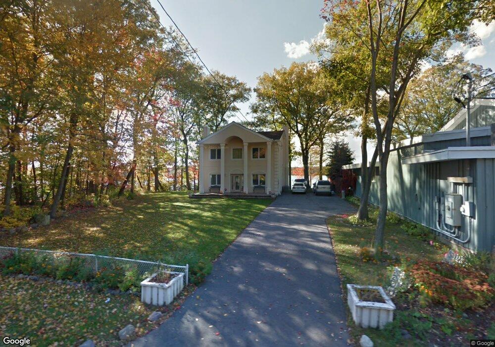 89 Lake Shore Dr, Hewitt, NJ 07421 - photo 1