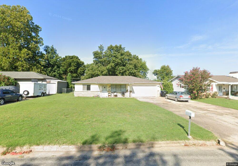 822 N Ash Ave, Broken Arrow, OK 74012 - photo 1