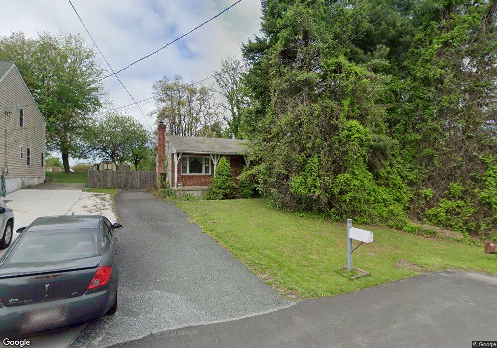 8726 Eddington Rd, Parkville, MD 21234 - photo 1