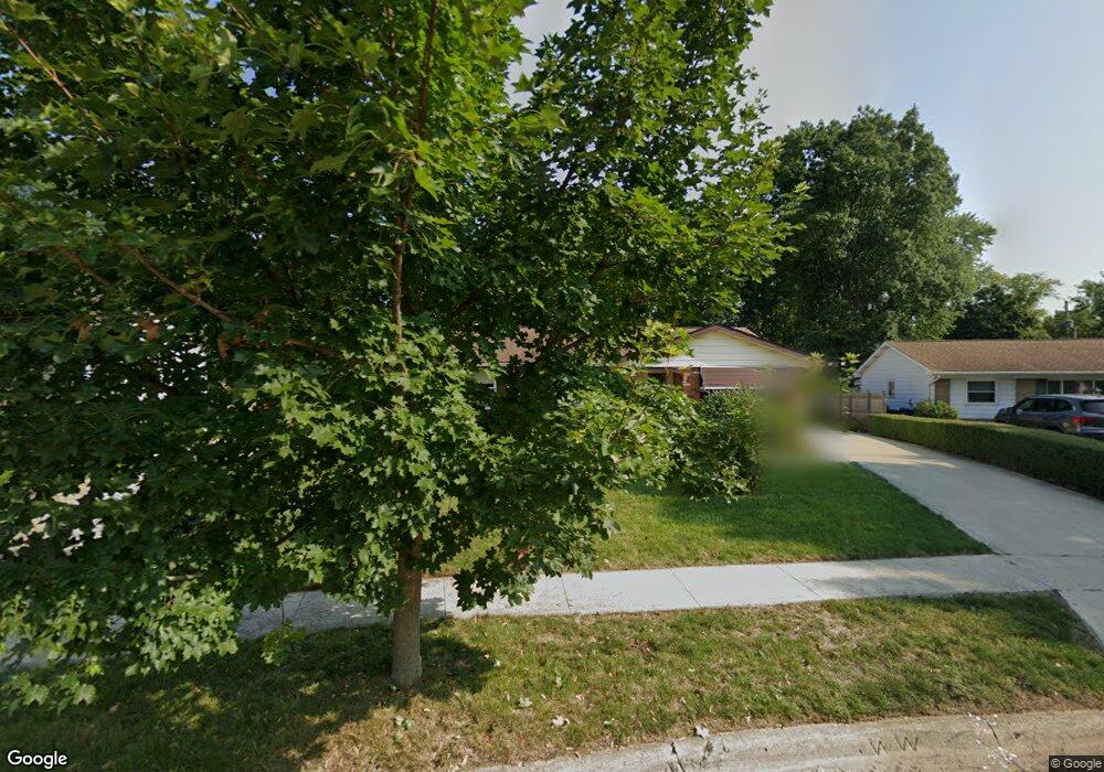 1498 Dobson Square N, Columbus, OH 43229 - photo 1