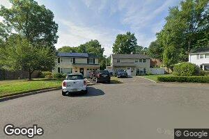 11 Macdougal Ct, Waldwick, NJ 07463