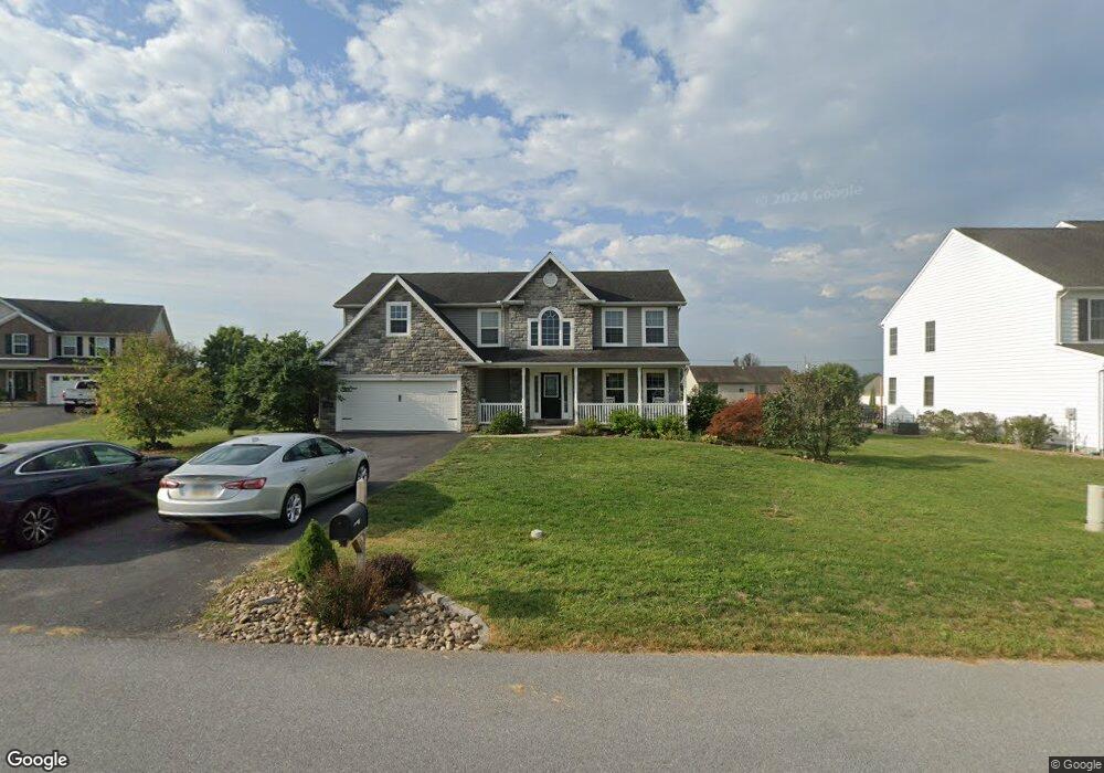 12931 Daybreak Ln, Greencastle, PA 17225 - photo 1