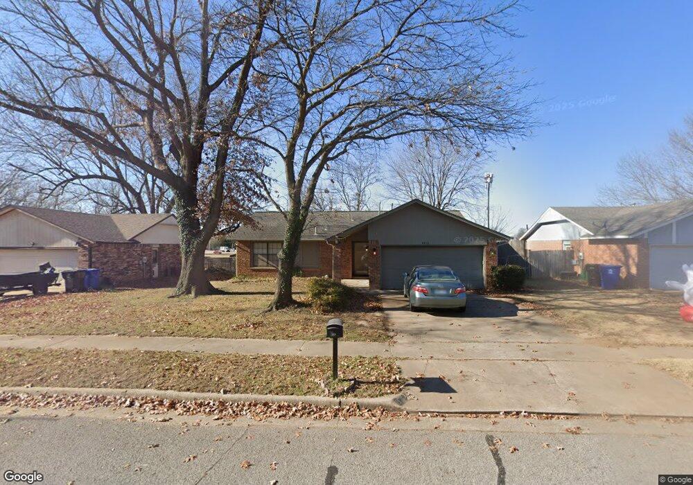 8202 S Date Place, Broken Arrow, OK 74011 - photo 1