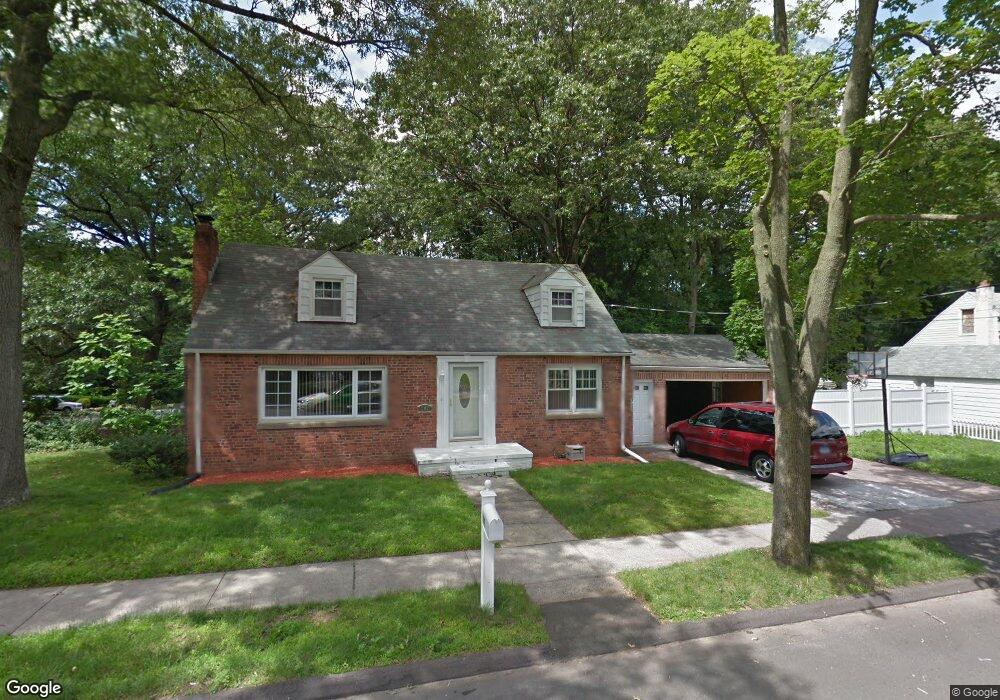 107 Lakeview Ave, West Haven, CT 06516 - photo 1