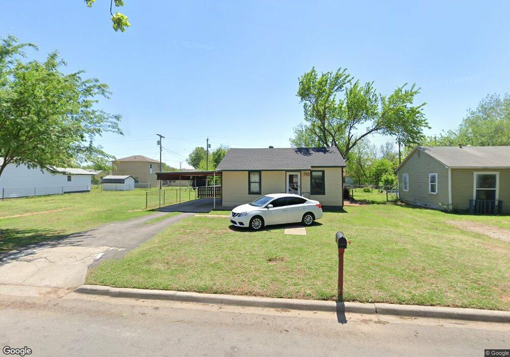 108 W Spruce Ave, Duncan, OK 73533 - photo 1
