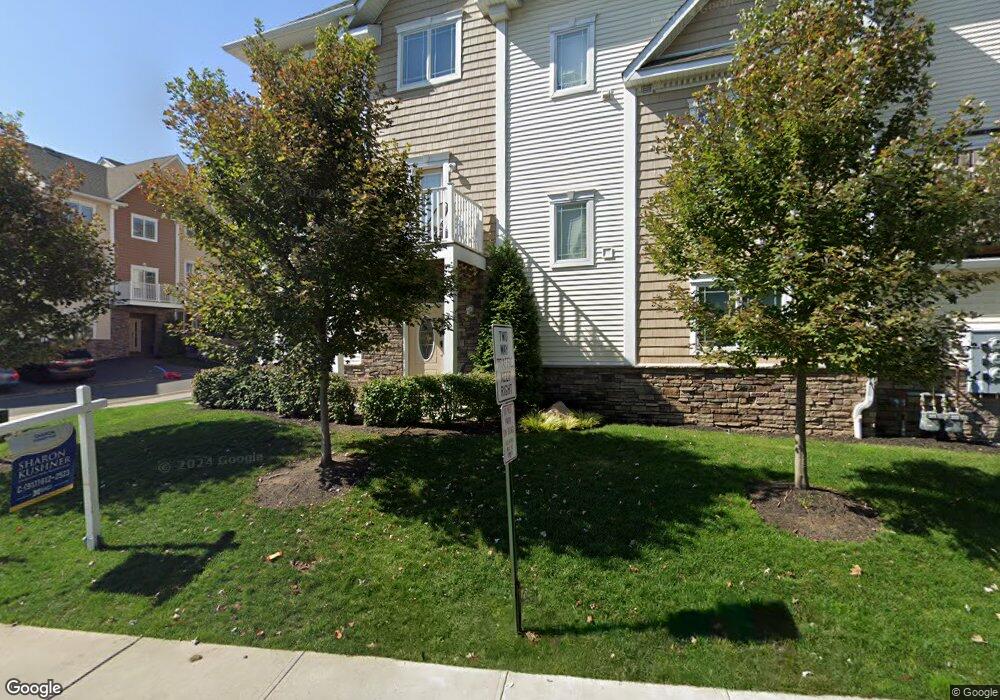 10 Oak Glen Rd unit 10, Monsey, NY 10952 - photo 1