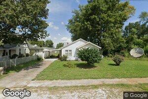 328 Locust St, Eldred, IL 62027