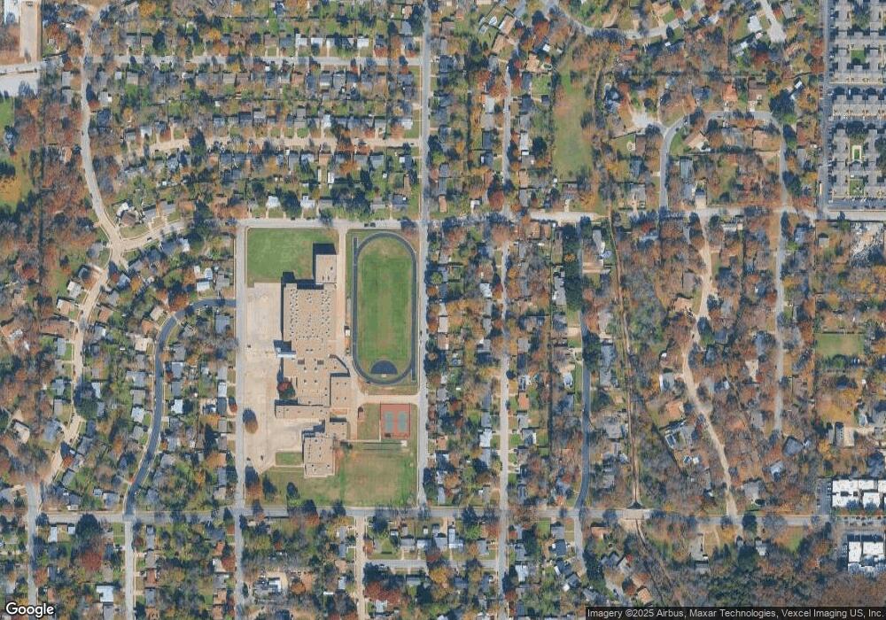 544 Harrison Ln, Hurst, TX 76053 - photo 1