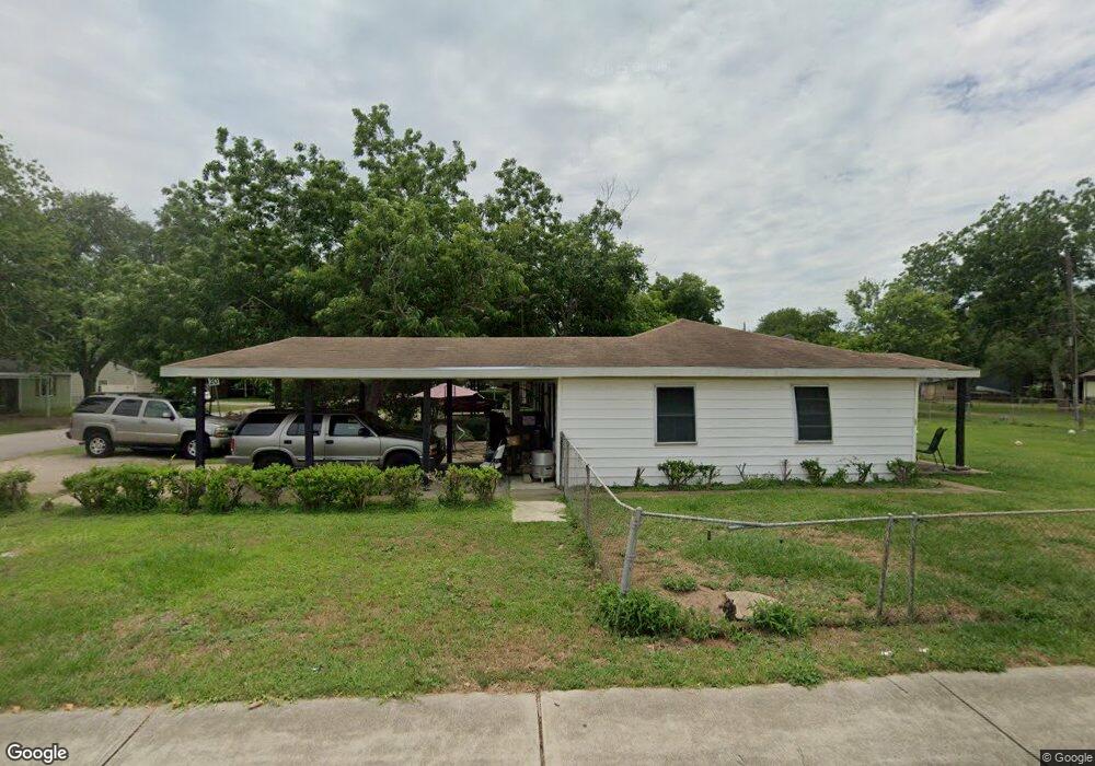 1600 Klauke St, Rosenberg, TX 77471 - photo 1