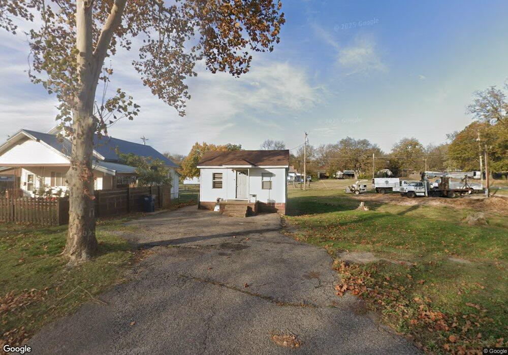 208 N Division St, Cleveland, OK 74020 - photo 1