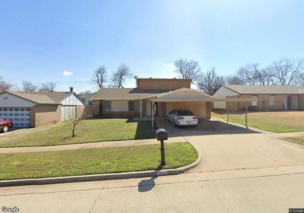 1628 NE 4th St, Moore, OK 73160 - photo 1