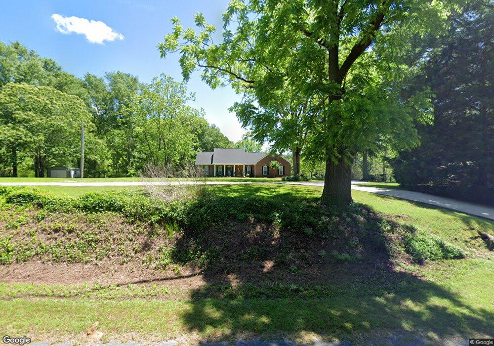 318 Franklin Shows Rd, Laurel, MS 39443 - photo 1