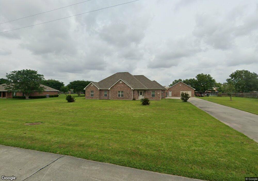 1722 N Crestview Dr, Lake Charles, LA 70605 - photo 1