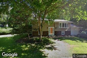 302 Meadow Dr, Michiana Shores, IN 46360