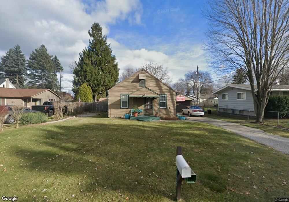 2722 19th Ave, Port Huron, MI 48060 - photo 1