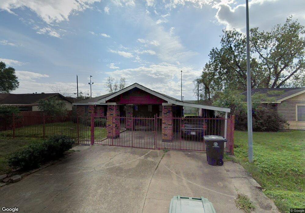 6922 Peyton St, Houston, TX 77028 - photo 1