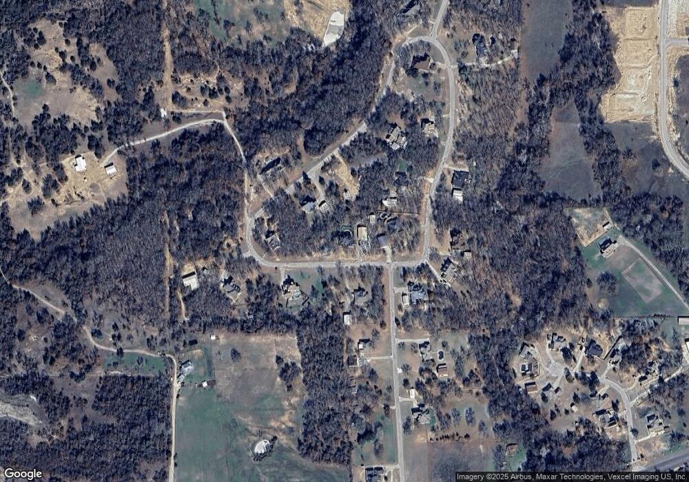 293 Oak Creek Cir, Springtown, TX 76082 - photo 1