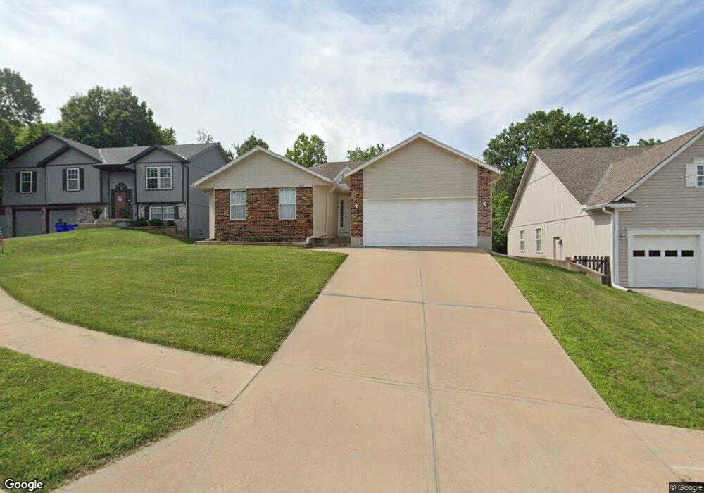 12611 W 52nd St, Shawnee, KS 66216 - photo 1