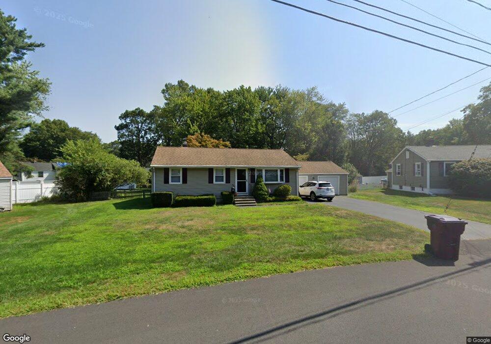 44 Mohawk Dr, Unionville, CT 06085 - photo 1