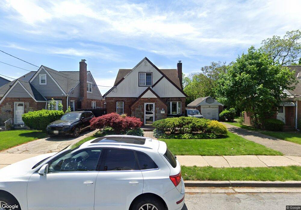 757 Benris Ave, Franklin Square, NY 11010 - photo 1