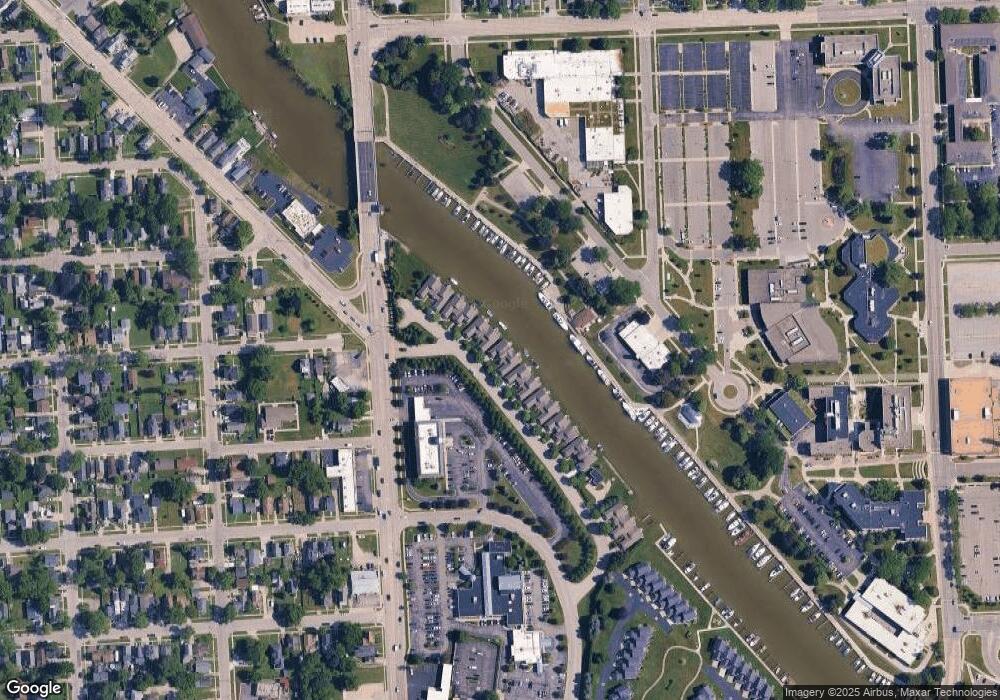 953 Dockside Dr, Port Huron, MI 48060 - photo 1