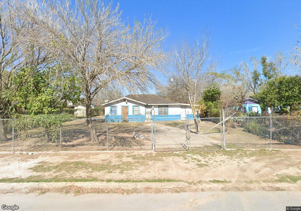 110 Cottonwood St, Donna, TX 78537 - photo 1