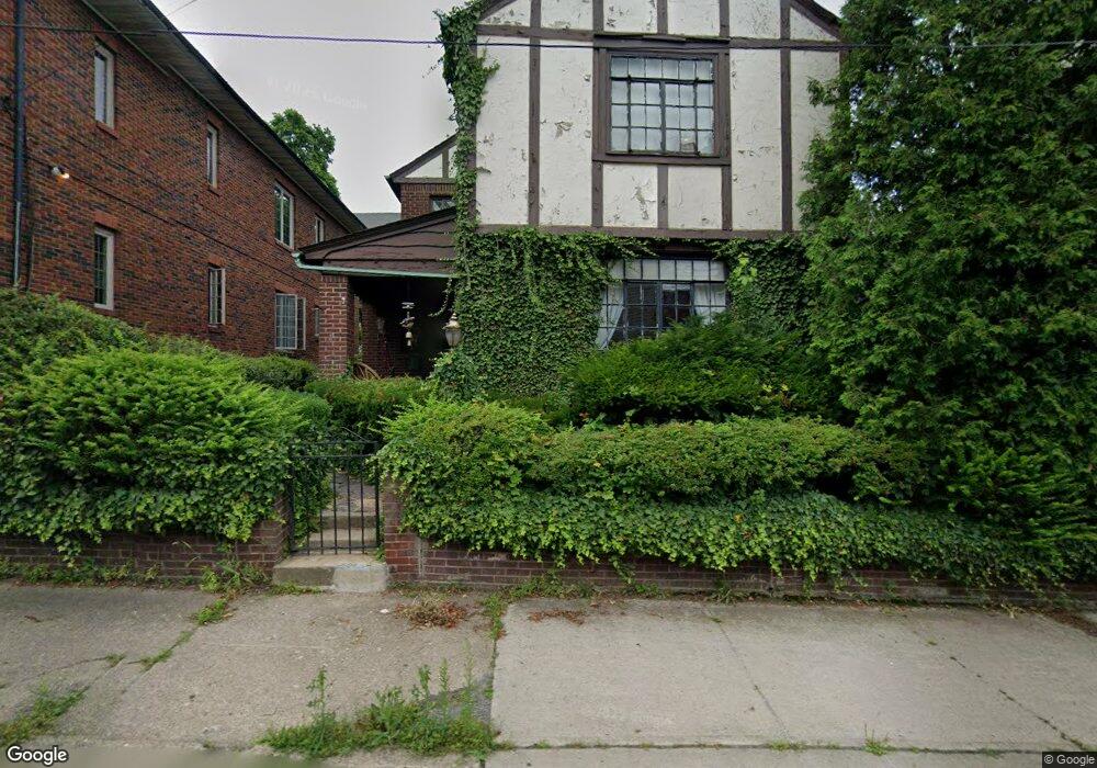 29 W Holly St, Hazleton, PA 18201 - photo 1