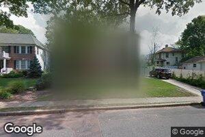 7 Homes Park Ave, Iselin, NJ 08830