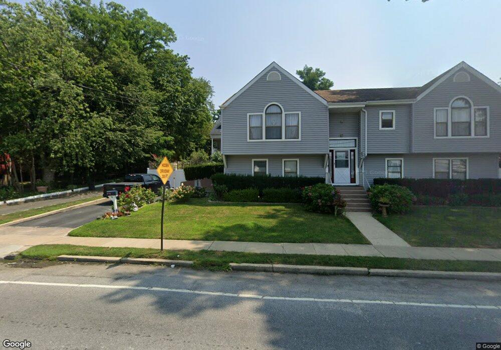 83 Shore Rd, Glen Cove, NY 11542 - photo 1