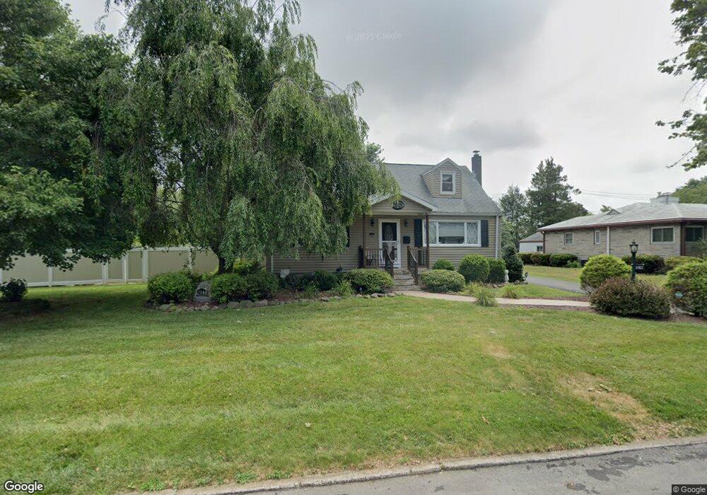 2048 Troxell St, Allentown, PA 18109 - photo 1