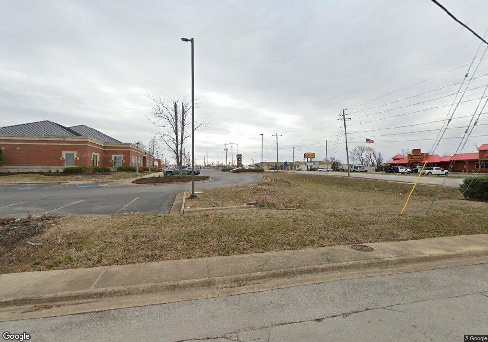 221 N 8th St, Rogers, AR 72756 - photo 1