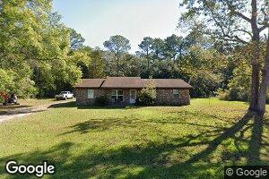 9900 Edgecliff Dr, Moss Point, MS 39562