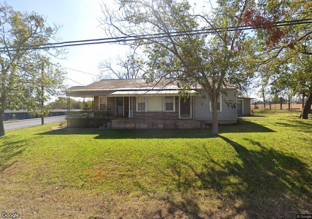 701 W Live Oak St, Fredericksburg, TX 78624 - photo 1