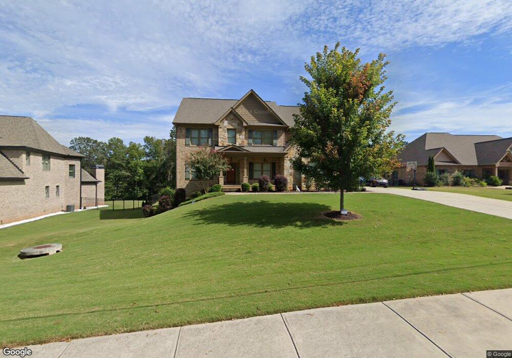 5565 Lakeshore Rd, Buford, GA 30518 - photo 1