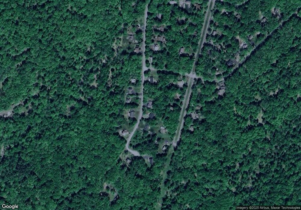 1211 Falls Rd, Bushkill, PA 18324 - photo 1