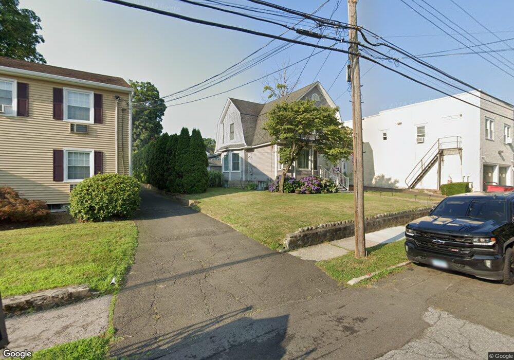 15 Leonard St, Stamford, CT 06906 - photo 1