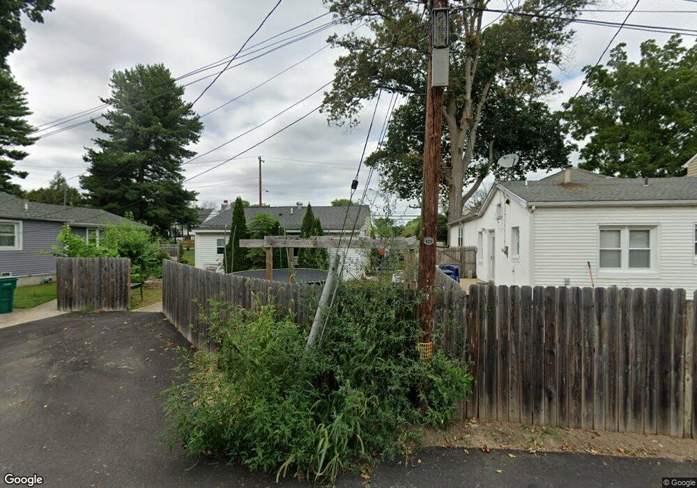 706 Raleigh Ct, Wallingford, PA 19086 - photo 1