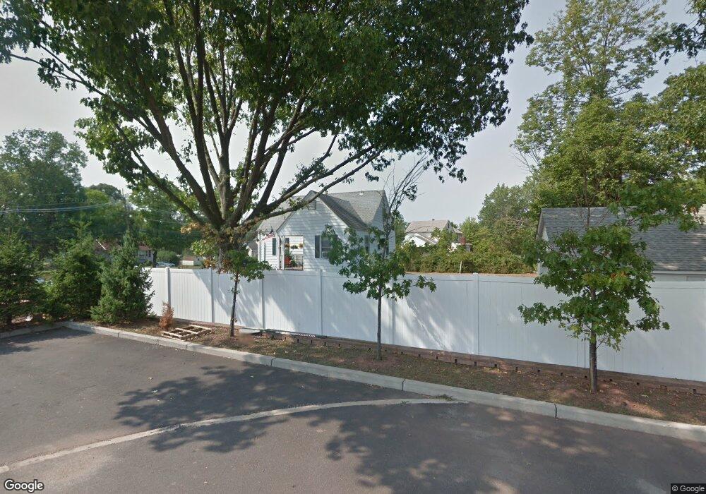 643 Hoes Ln W, Piscataway, NJ 08854 - photo 1